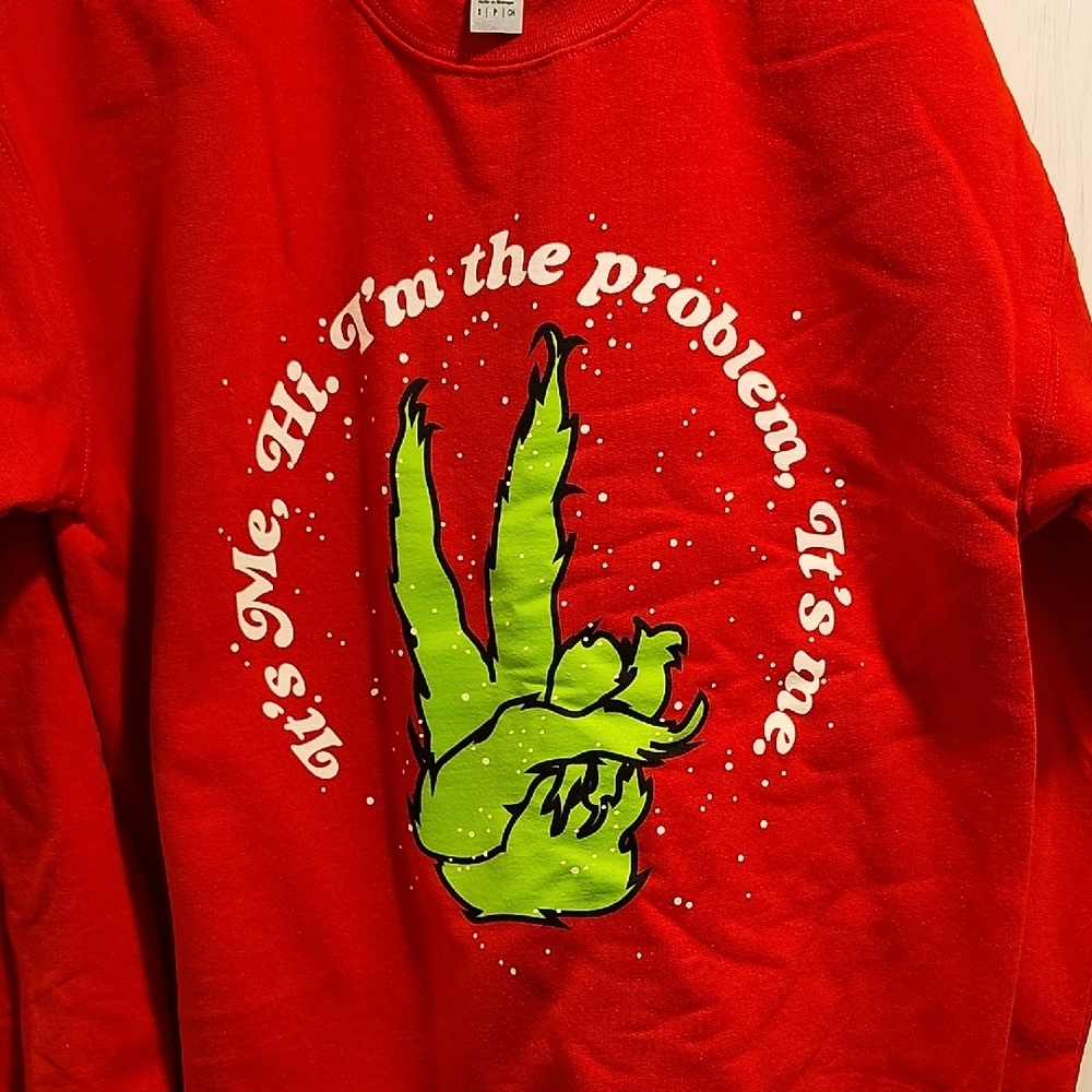 Gildan Red Sweatshirt with Green Graphic - New - Picture 3 of 3